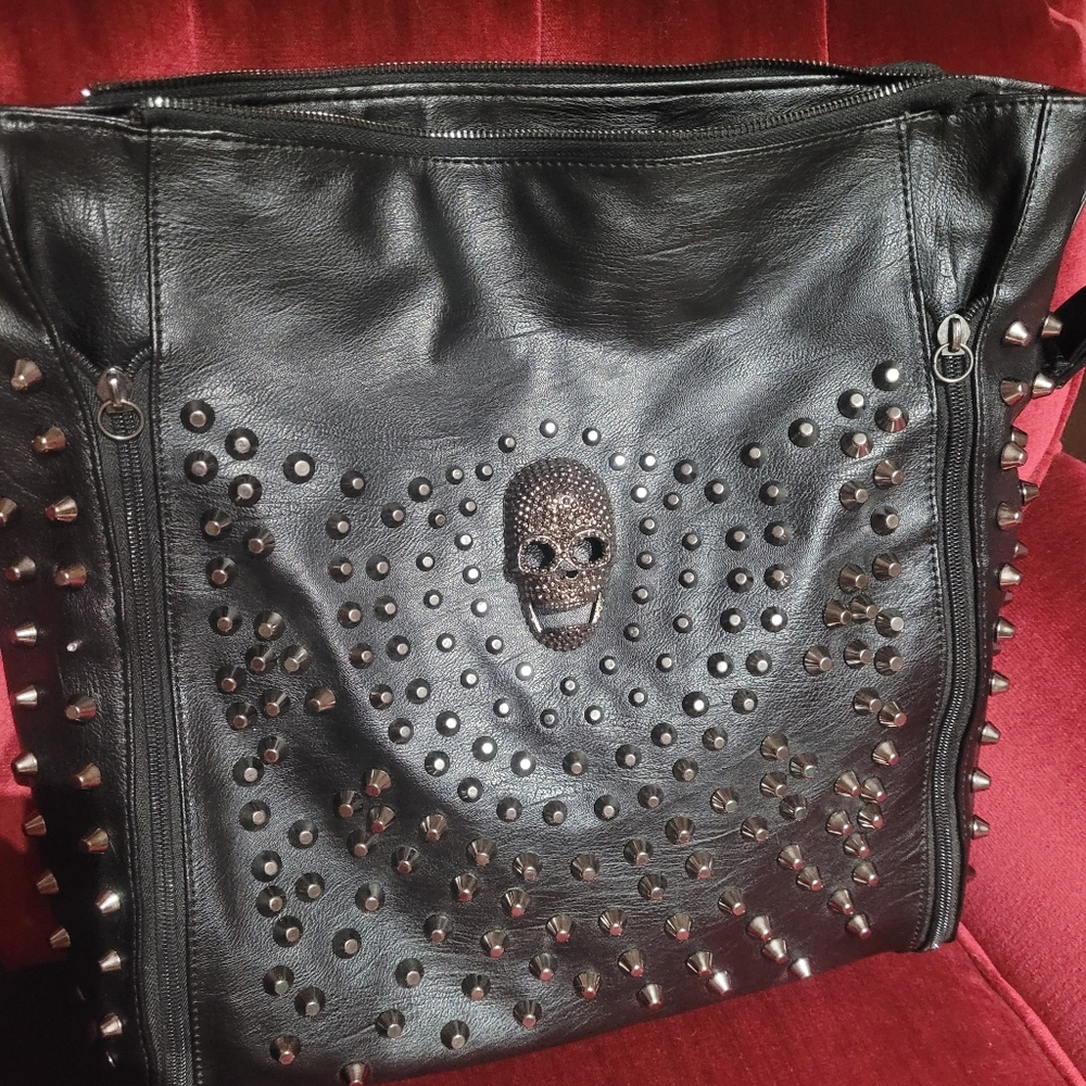 Black skull bag with studs